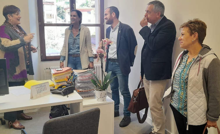 Visita Consejera Presidencia al Ayuntamiento de Piloña